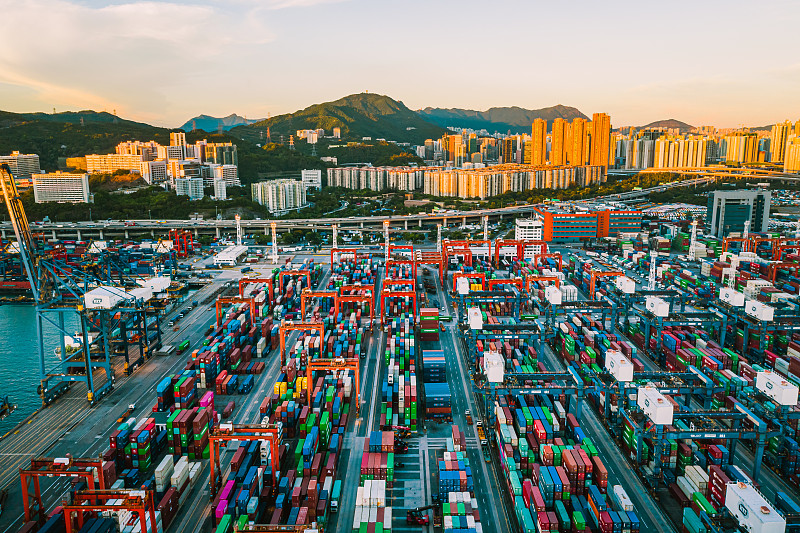 海运出口到美国1000公斤多少钱