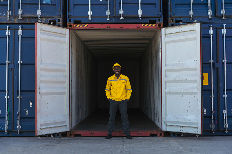 中国发往美国的国际海运集装箱量为何会下降这么多？