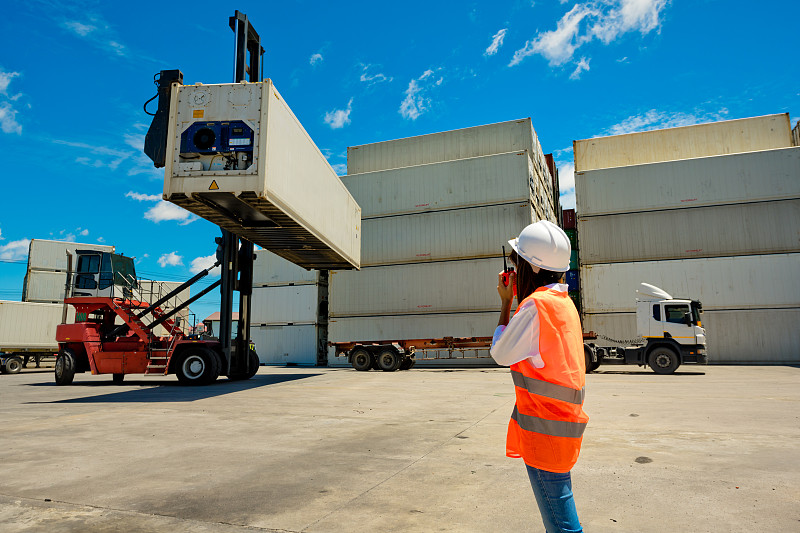 美国运输部海事局将斥资5亿美元打造海运港口现代化
