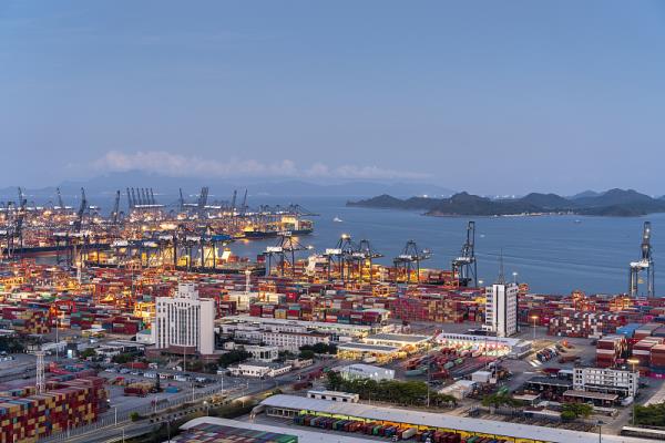 发海运整柜到美国需要支付哪些费用？