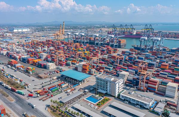 海运出口到美国报关需要提交哪些资料？