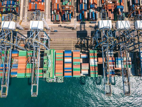 国际海运到美国需要支付多少保险费？