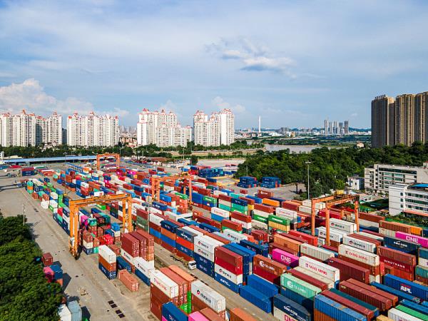 美国国际海运查尔斯顿港和内陆港口被迫关闭