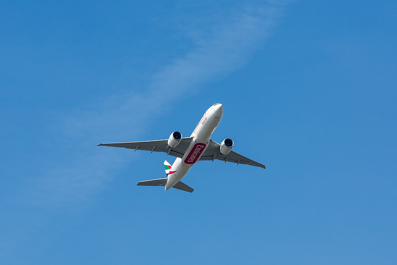 液体出口寄国际快递可走美国空运专线1.美国空运专线，海运专线