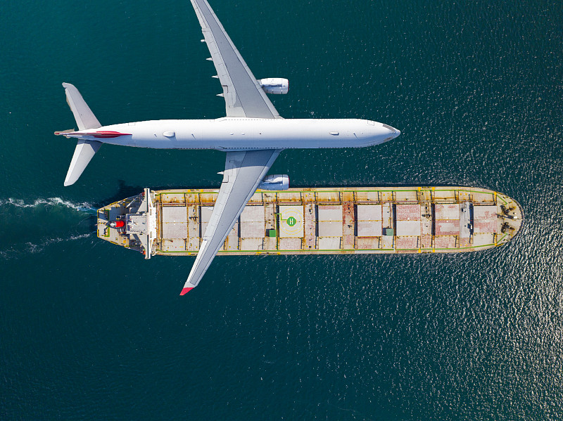 空运上海飞到美国要多久?多少钱?(国际空运价格时效查询官网)