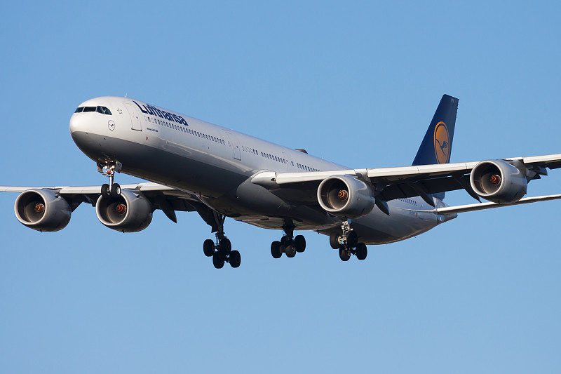 2023美国空运价格表(美国空运到中国的费用标准)