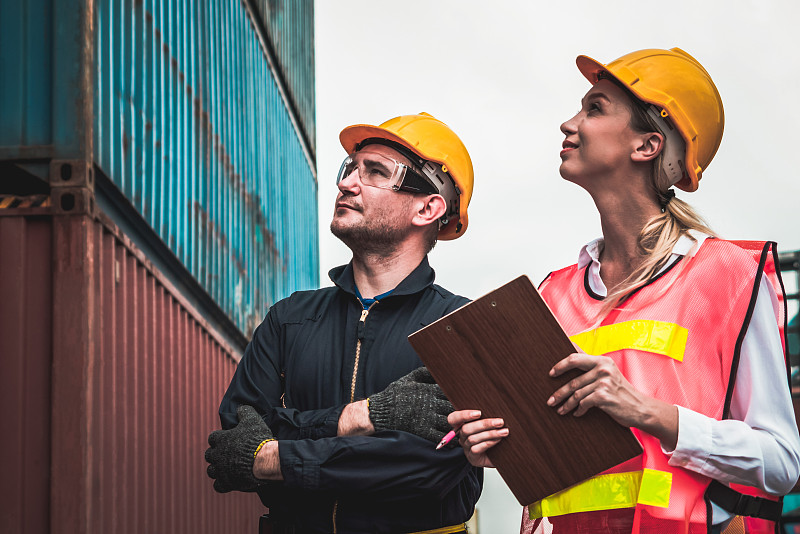 空运到美国多少钱